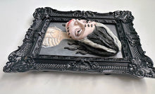 Load image into Gallery viewer, Bride Of Frankenstein 3D Painting