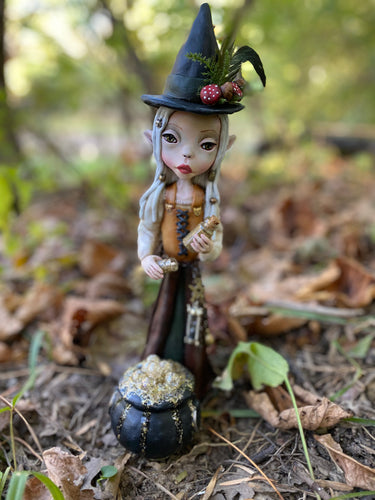 Fairy Witch Morraen and Her Bubbling Cauldron Fantasy Sculpture